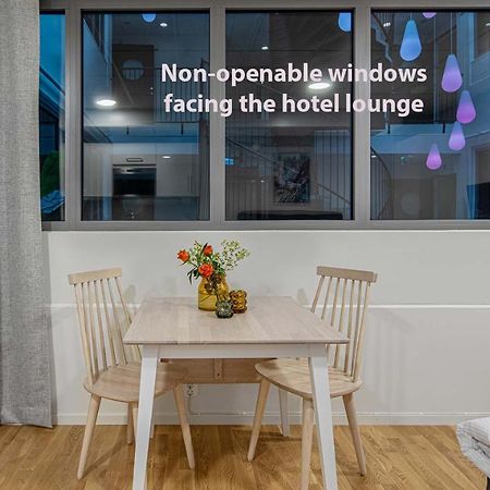 Hotel Arkaden Arlanda Extérieur photo